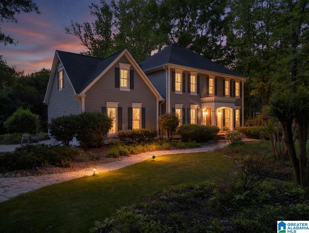2 WOODSIDE PLACE, Anniston, AL 36207