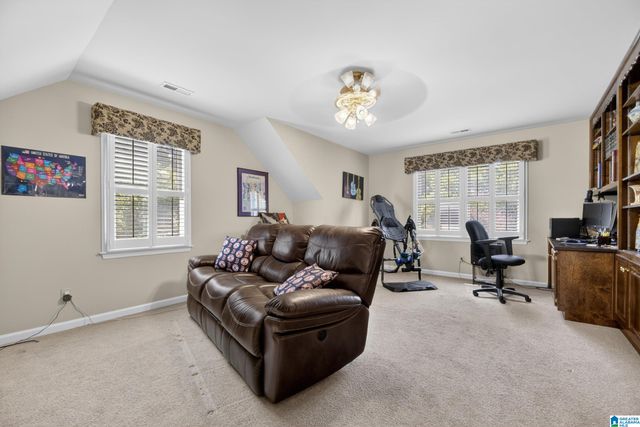 2 WOODSIDE PLACE, Anniston, AL 36207