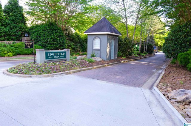 2 WOODSIDE PLACE, Anniston, AL 36207