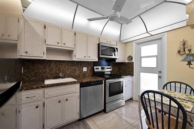 2350 NE 14th Street Causeway Unit 609, Pompano Beach, FL 33062