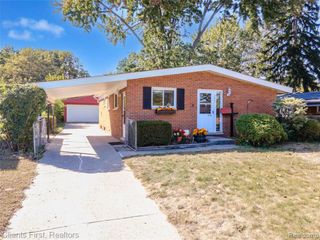 366 S Wildwood Street, Westland, MI 48186