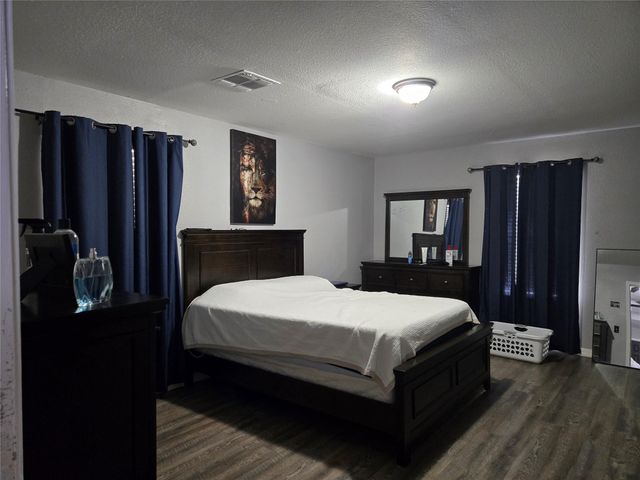 14548 Gainesville Street, Houston, TX 77015