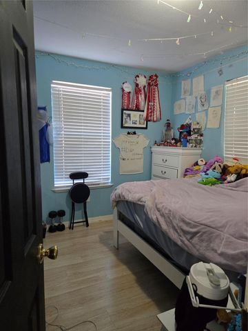 14548 Gainesville Street, Houston, TX 77015