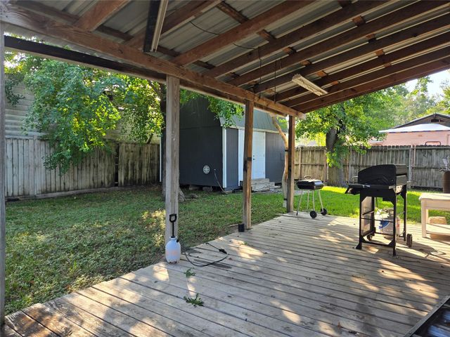 14548 Gainesville Street, Houston, TX 77015