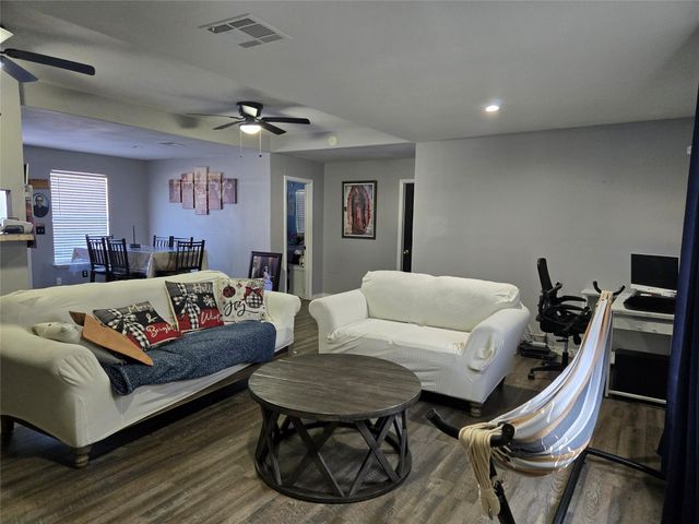 14548 Gainesville Street, Houston, TX 77015