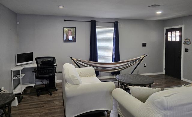 14548 Gainesville Street, Houston, TX 77015