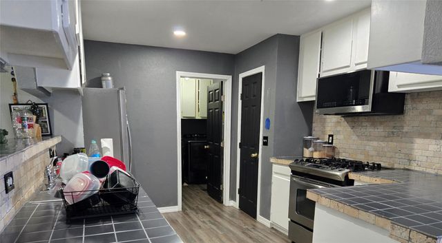 14548 Gainesville Street, Houston, TX 77015