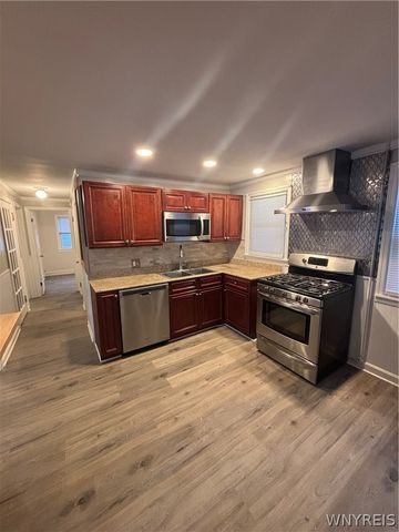 4765 N Bailey Avenue, Amherst, NY 14226