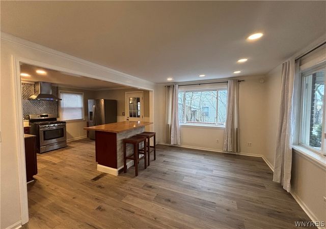 4765 N Bailey Avenue, Amherst, NY 14226