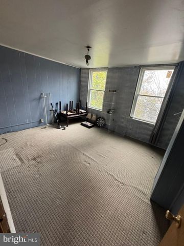 1933 E ALBERT ST, Philadelphia, PA 19125