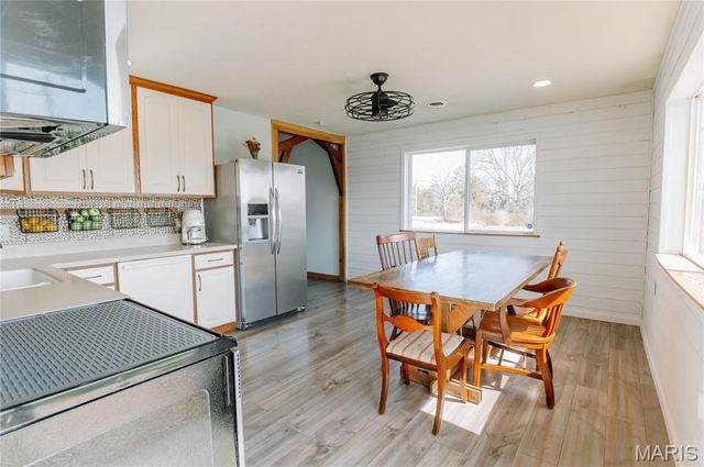 12394 State Route V, Rolla, MO 65401