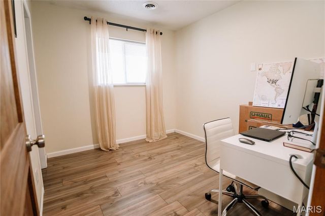 12394 State Route V, Rolla, MO 65401