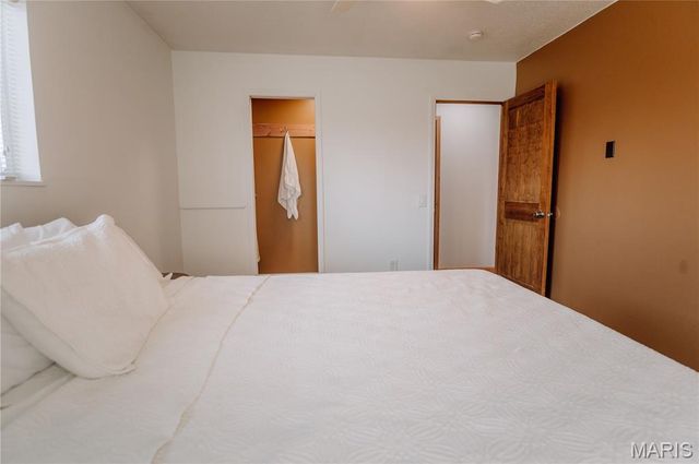 12394 State Route V, Rolla, MO 65401