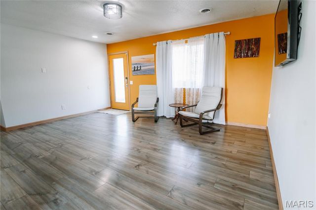 12394 State Route V, Rolla, MO 65401