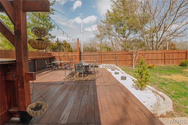 12394 State Route V, Rolla, MO 65401