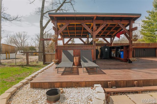 12394 State Route V, Rolla, MO 65401