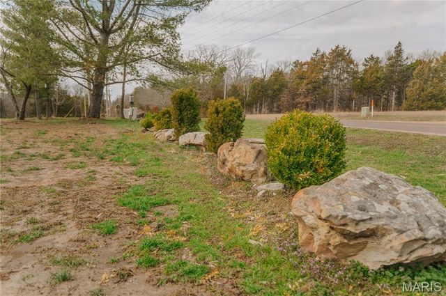 12394 State Route V, Rolla, MO 65401