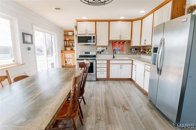 12394 State Route V, Rolla, MO 65401