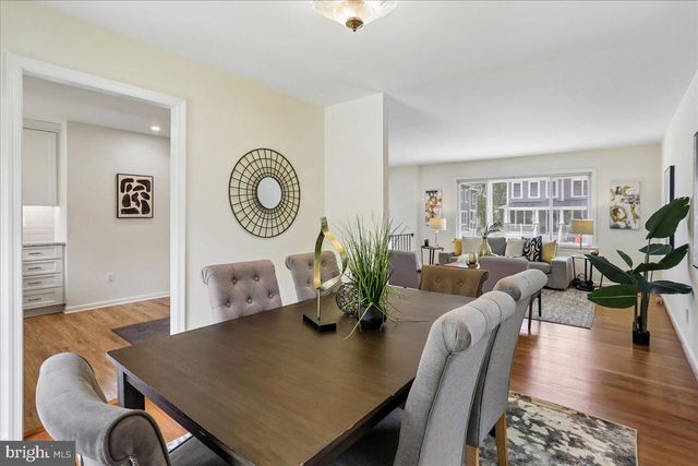 3604 HERITAGE LN, Fairfax, VA 22030