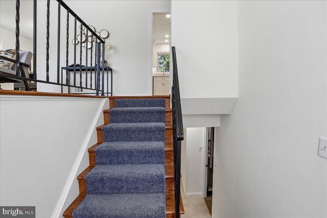 3604 HERITAGE LN, Fairfax, VA 22030