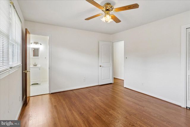 3604 HERITAGE LN, Fairfax, VA 22030