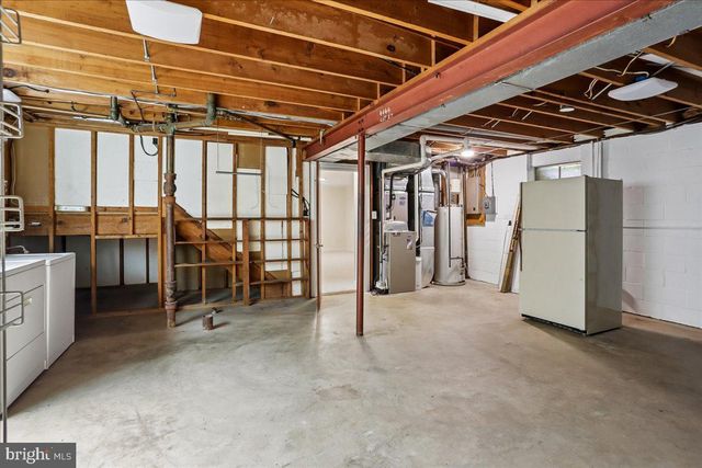 3604 HERITAGE LN, Fairfax, VA 22030