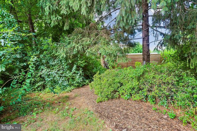 3604 HERITAGE LN, Fairfax, VA 22030