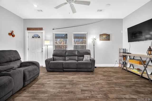 10176 Nimrod Street, Plainview, AR 72857