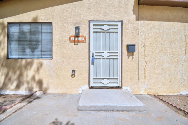 2708 Monroe Street NE, Albuquerque, NM 87110