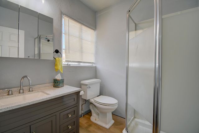 2708 Monroe Street NE, Albuquerque, NM 87110