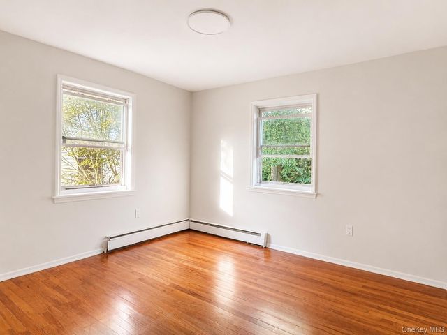 2 Arbor Place, Glen Cove, NY 11542
