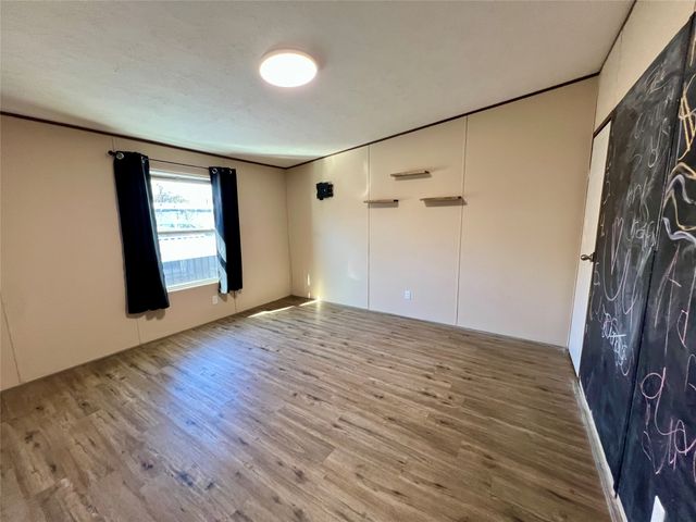 103 Division Street, Lone Oak, TX 75453