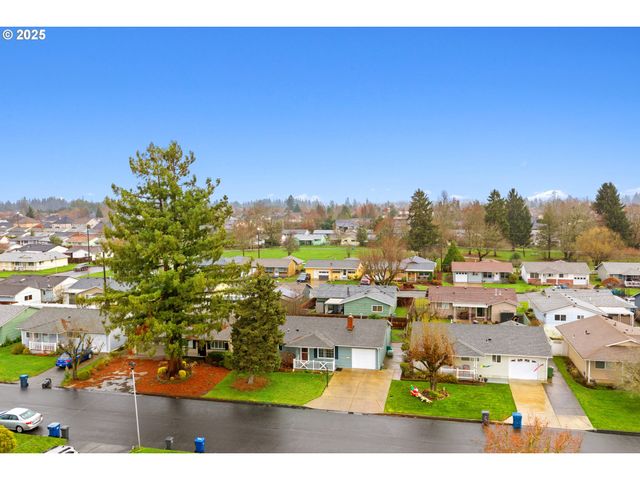 1538 UMPQUA Rd, Woodburn, OR 97071