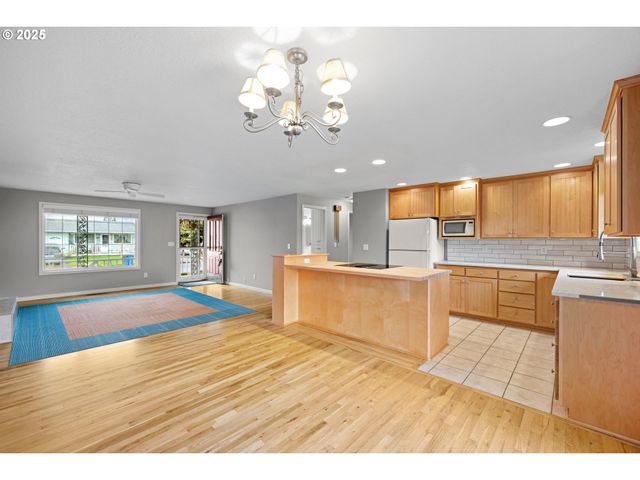 1538 UMPQUA Rd, Woodburn, OR 97071