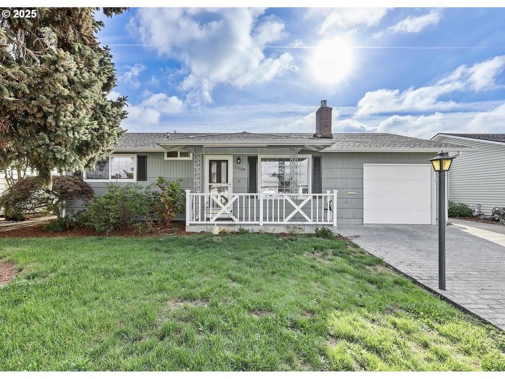 1538 UMPQUA Rd, Woodburn, OR 97071