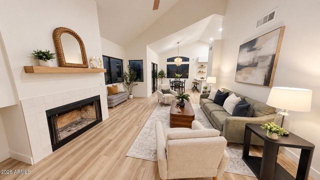 4670 W HARRISON Street, Chandler, AZ 85226