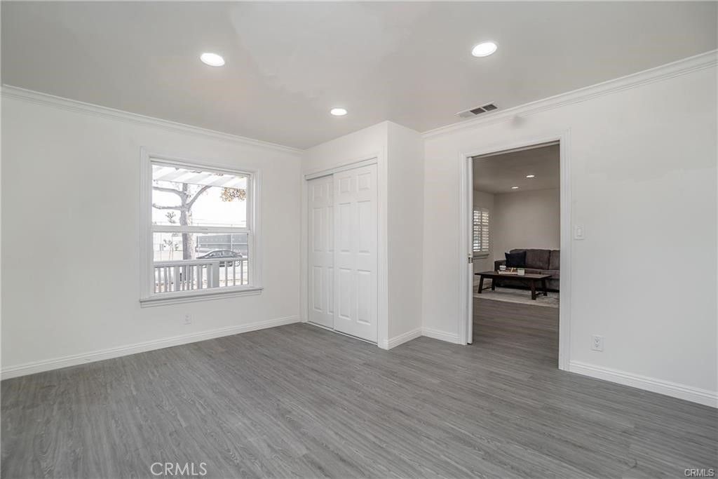 Image 16 of property listing at 339 S Madison, Monrovia, CA 91016