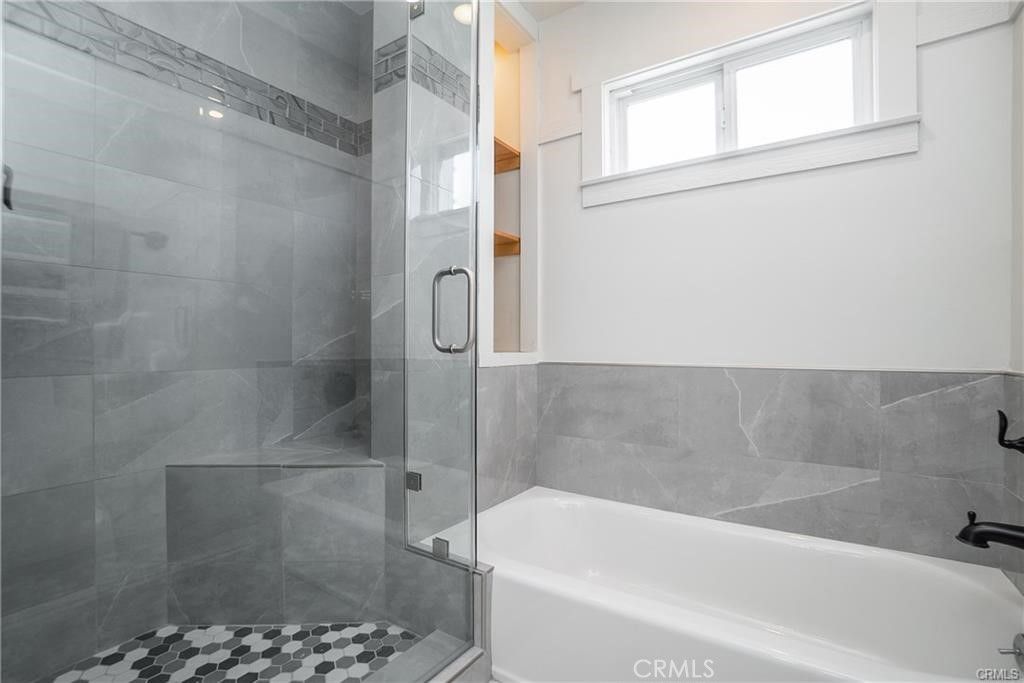 Image 19 of property listing at 339 S Madison, Monrovia, CA 91016