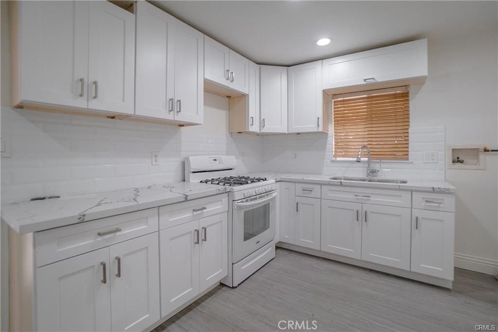 Image 27 of property listing at 339 S Madison, Monrovia, CA 91016