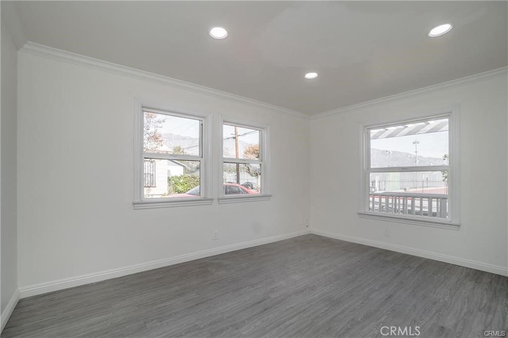Image 33 of property listing at 339 S Madison, Monrovia, CA 91016