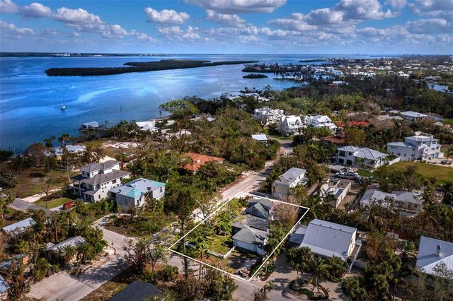 6901 POINSETTA AVENUE, Longboat Key, FL 34228