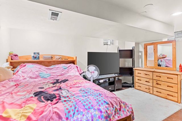5701 W Henderson Street, Chicago, IL 60634