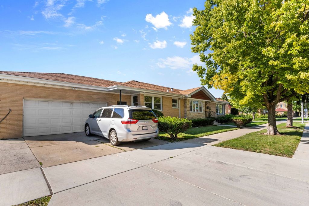 5701 W Henderson Street, Chicago, IL 60634 — photo 3