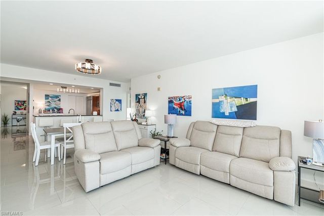 3000 Oasis Grand BLVD 801, Fort Myers, FL 33916