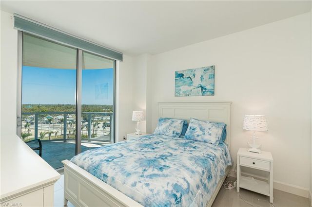 3000 Oasis Grand BLVD 801, Fort Myers, FL 33916