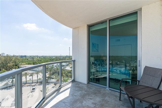 3000 Oasis Grand BLVD 801, Fort Myers, FL 33916