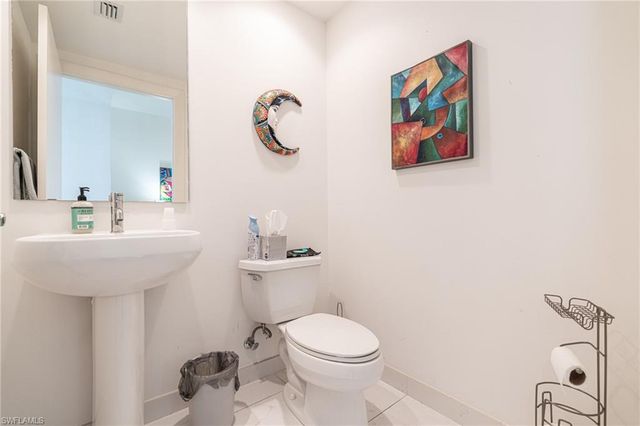 3000 Oasis Grand BLVD 801, Fort Myers, FL 33916