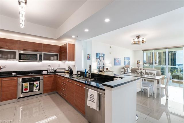 3000 Oasis Grand BLVD 801, Fort Myers, FL 33916