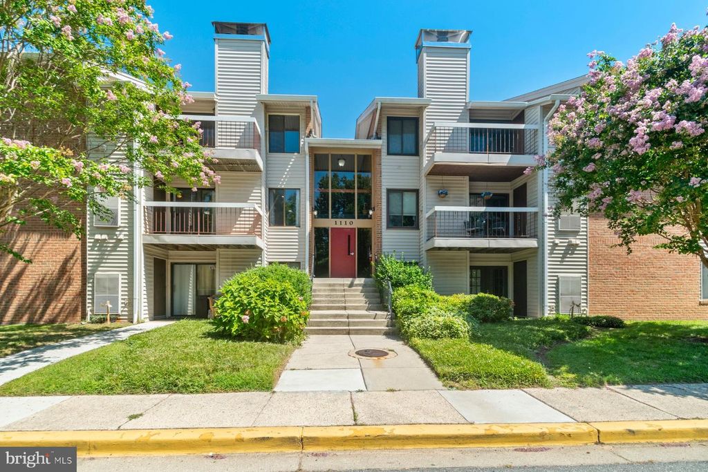 1110 CASTLE HARBOUR WAY #2A, Glen Burnie, MD 21060