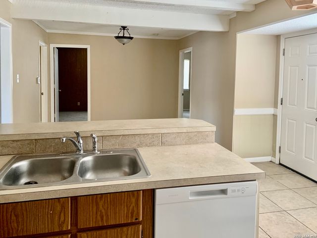 5602 Ponderosa, San Antonio, TX 78240